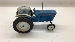1/12 scale Ford 4000 tractor