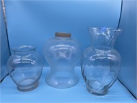 2 Glass Vases, 1 Lamp Globe