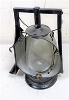 Dietz- 1908 Style B driving lantern