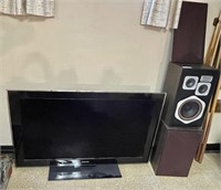 Pair of Marantz HD440 speakers, 46"Samsung  TV