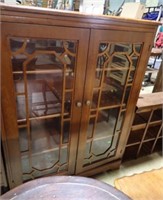 LIBRARY BOOKCASE W/ GLASS DOORS 34x44