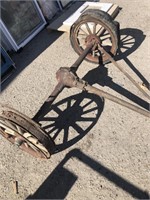 Antique car axle/wheels