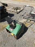 JOHN DEERE TRS 21 GAS SNOW BLOWER