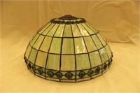 Green stained glass lamp shade