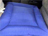 BLUE PET BED