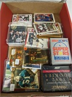 ASSORTED SPORTS CARDS