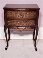 SIDE TABLE ORNATE FRONT