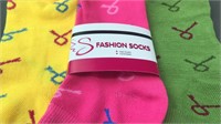 New 3pk Ankle Socks - Cancer Awareness Sz 9-11
