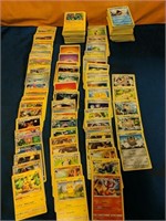 Large bunch of pokemon cards , 5 Meowth card, 2