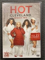 F1)“Hot in Cleveland” season 2. All 22 episodes on
