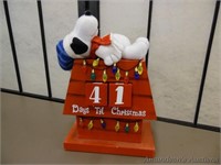 Wooden Snoopy Christmas Countdown