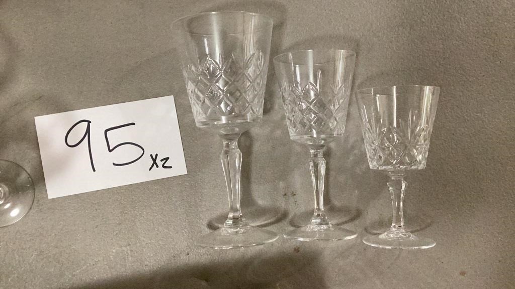 Very nice stemware set includes 20 large glasses,