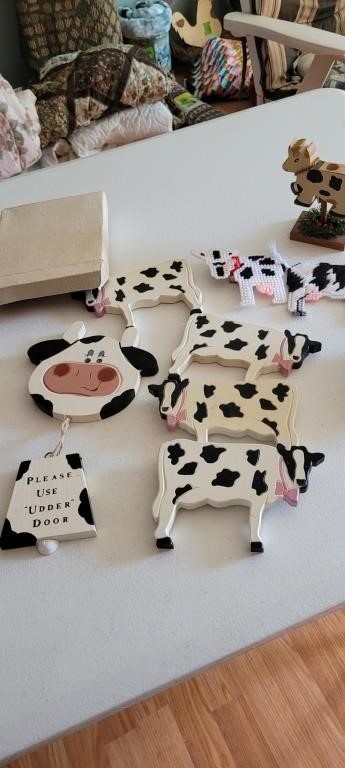 Collection for Cow decorations