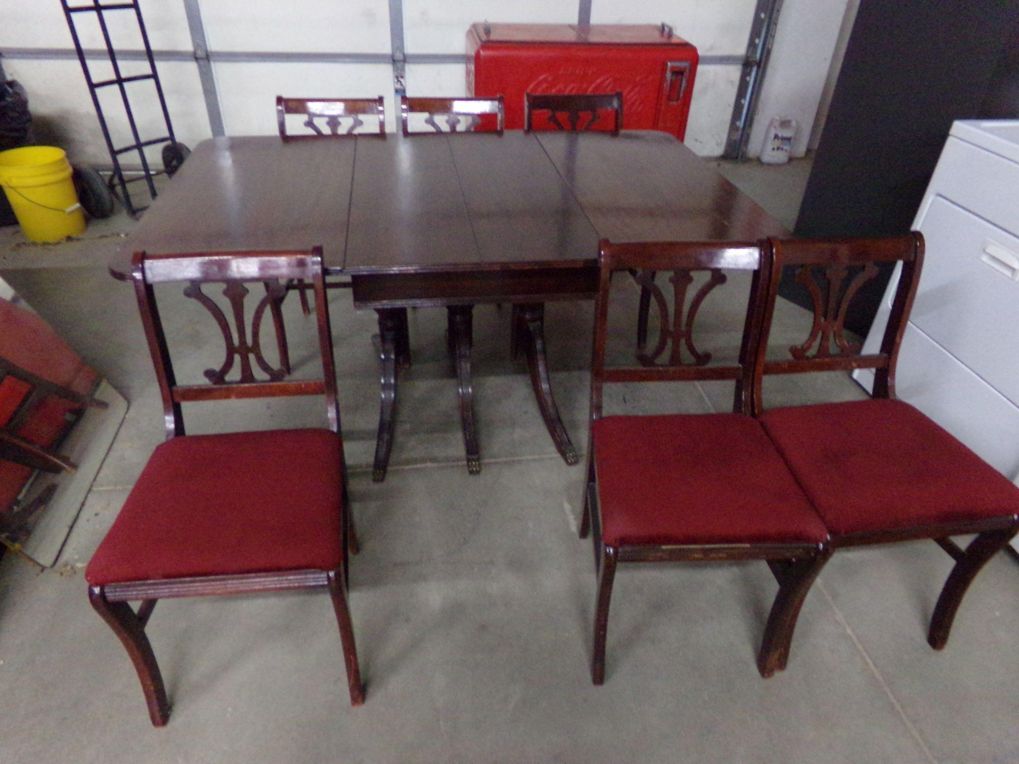 Duncan Fife dining table & 6 chairs all good