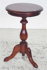 Mahogany pedestal wine table