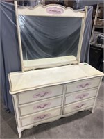6 drawer chest with mirror 
DRAWRS STICK