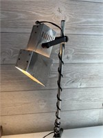 Industrial style lamp