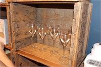 (4) Wine Glasses & (10) Champainge Flutes