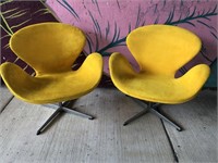 Pair Arne Jacobsen Swan Chairs