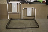 Twin Head & Footboard W/ Bed Frame