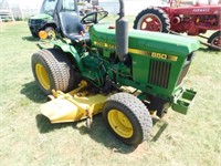 1983 John Deere 650 utility tractor