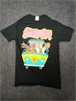 Like new! Scooby-Doo t-shirt, adult size small