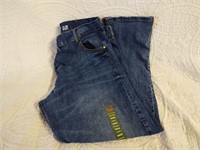 Brand New Wrangler Mens Jeans Size 44x32