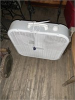 Lasko floor fan