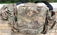 Camellias utility hunting vest. Many storage