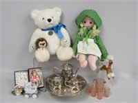 BOX LOT ASSORTED DOLL RELATED ITEMS: