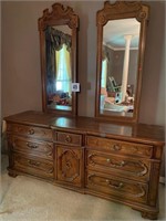 Dresser with Mirror (M Bedroom)