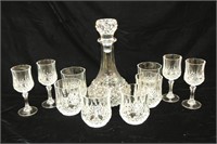 Crystal decanter, 6 old fashions and 4 white wine