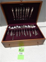 William Rogers/Oneida Limited flatware with some s