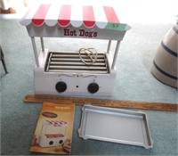 Hot dog roller grill