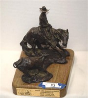 Signed Jan Mapes Cowboy/Cutting Horse Sculpture
