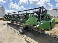 2013 John Deere 630 F Grain Platform