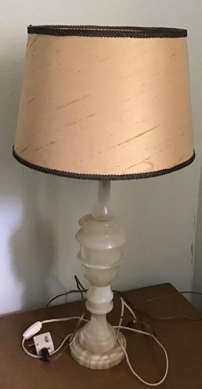 VINTAGE STONE LAMP