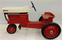 IH 1066 5 Millionth Pedal Tractor Custom