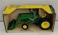 JD Utility Tractor w/Loader