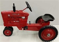 Farmall Super M Signature Series Pedal Tractor