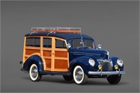 1939 Ford Deluxe Woody Station Wagon