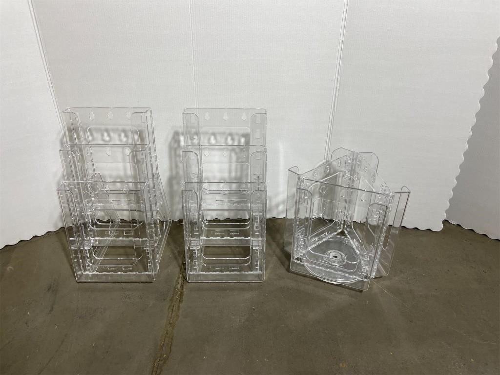 AZAR Clear Plastic Displays