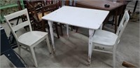 Vintage Table w/ 2 Chairs