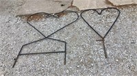 2 metal garden heart decorations