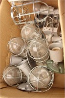 Bargain Lot: Outdoor Lights & Box