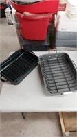 Pair of roaster trays w/racks