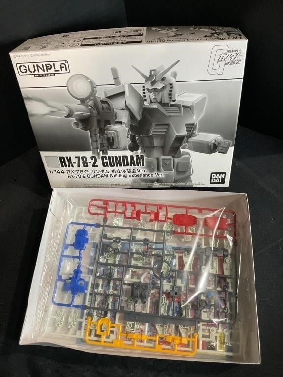 Gunpla RX-78-2 Gundam BanDai Hobby1/144 Kit