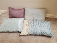 4 Pretty Decor Pillows