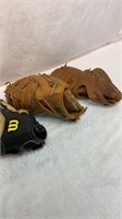 3 Wilson child ball gloves