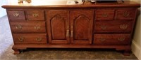 THOMASVILLE 9 DRAWER DRESSER WITH RAISED PANEL DOO